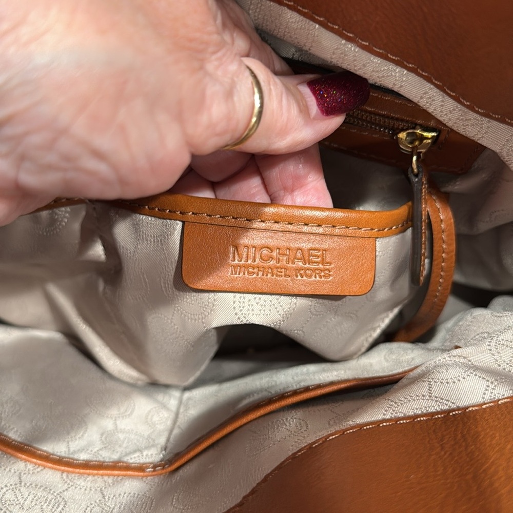 Michael Michael Kors large Hamilton Brown Signature Tote Bag EUC - Picture 10 of 15